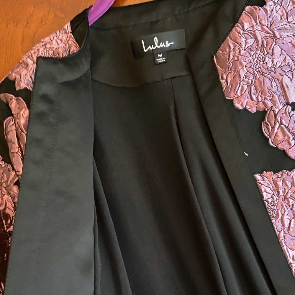 NWT Lulu's Mayia Purple and Black Jacquard Floral Print Long Jacket - Picture 11 of 15